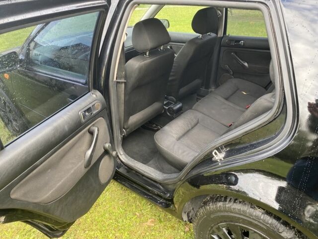 Чорний Фольксваген Гольф, об'ємом двигуна 0 л та пробігом 3 тис. км за 3600 $, фото 19 на Automoto.ua