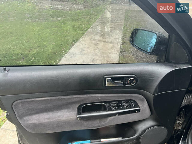 Чорний Фольксваген Гольф, об'ємом двигуна 1.6 л та пробігом 287 тис. км за 2999 $, фото 34 на Automoto.ua