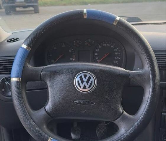 Черный Фольксваген Гольф, объемом двигателя 1.9 л и пробегом 270 тыс. км за 1950 $, фото 21 на Automoto.ua