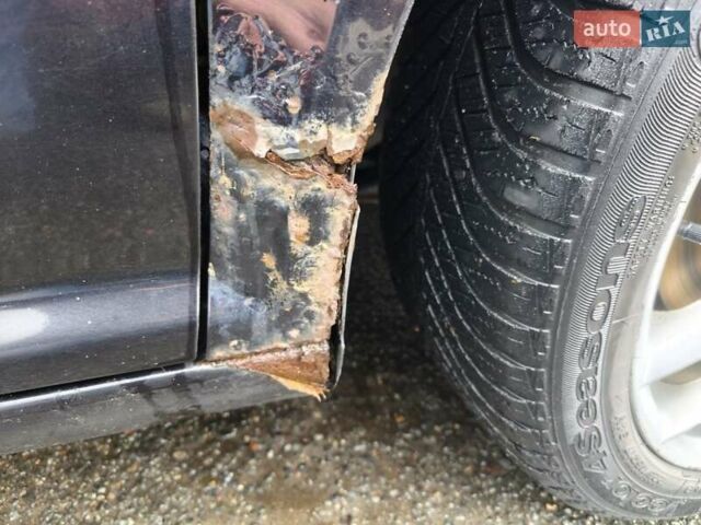 Черный Фольксваген Гольф, объемом двигателя 2.32 л и пробегом 165 тыс. км за 3800 $, фото 3 на Automoto.ua