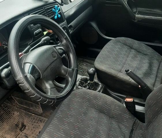 Чорний Фольксваген Гольф, об'ємом двигуна 1.8 л та пробігом 480 тис. км за 1300 $, фото 3 на Automoto.ua