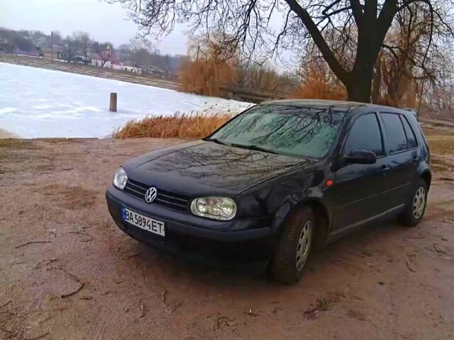 Чорний Фольксваген Гольф, об'ємом двигуна 1.4 л та пробігом 317 тис. км за 2870 $, фото 4 на Automoto.ua