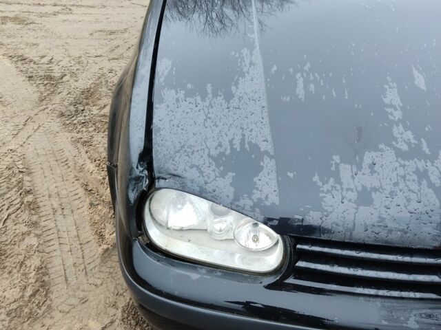 Черный Фольксваген Гольф, объемом двигателя 0 л и пробегом 300 тыс. км за 1150 $, фото 4 на Automoto.ua