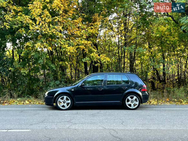 Черный Фольксваген Гольф, объемом двигателя 1.9 л и пробегом 395 тыс. км за 4700 $, фото 3 на Automoto.ua
