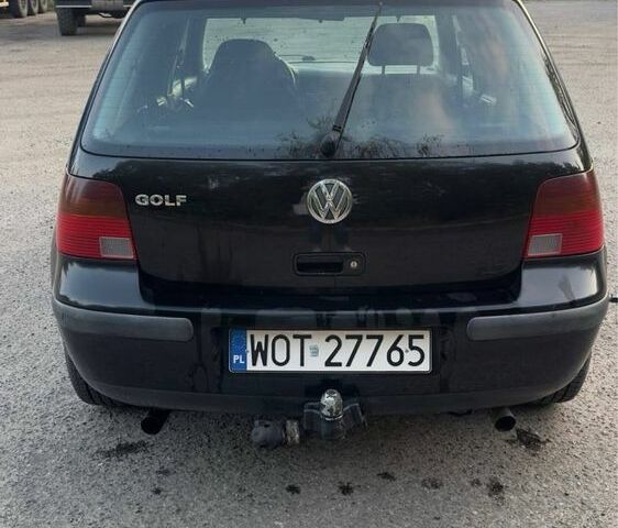 Черный Фольксваген Гольф, объемом двигателя 1.9 л и пробегом 270 тыс. км за 1950 $, фото 11 на Automoto.ua