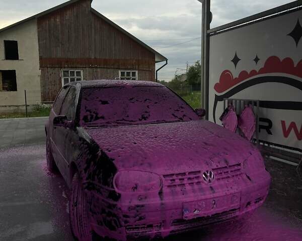 Черный Фольксваген Гольф, объемом двигателя 1.9 л и пробегом 360 тыс. км за 3800 $, фото 15 на Automoto.ua