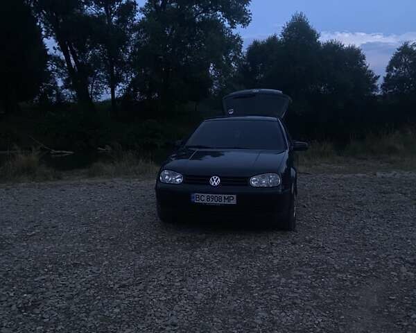 Черный Фольксваген Гольф, объемом двигателя 1.9 л и пробегом 360 тыс. км за 3800 $, фото 3 на Automoto.ua