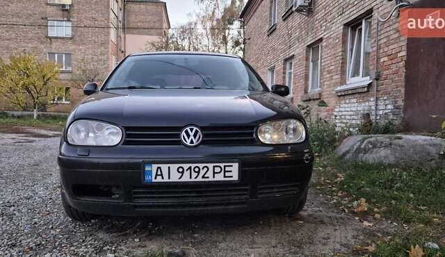 Черный Фольксваген Гольф, объемом двигателя 1.78 л и пробегом 300 тыс. км за 3900 $, фото 7 на Automoto.ua