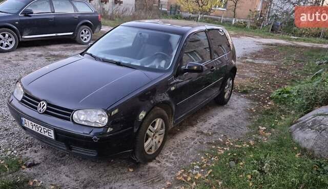 Черный Фольксваген Гольф, объемом двигателя 1.78 л и пробегом 300 тыс. км за 3900 $, фото 9 на Automoto.ua