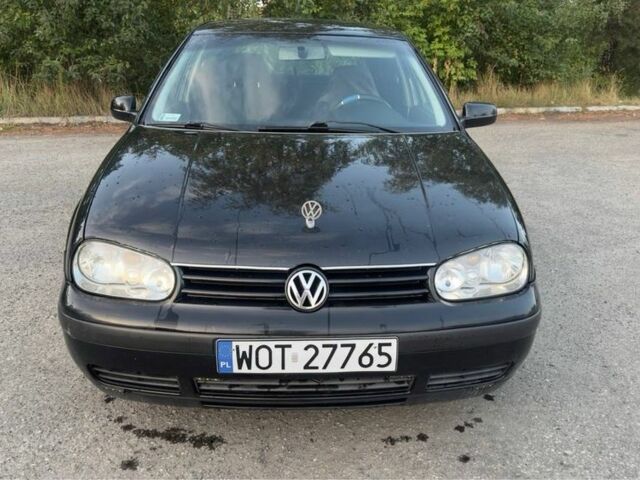 Черный Фольксваген Гольф, объемом двигателя 1.9 л и пробегом 270 тыс. км за 1950 $, фото 4 на Automoto.ua