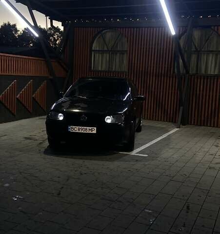 Черный Фольксваген Гольф, объемом двигателя 1.9 л и пробегом 360 тыс. км за 3800 $, фото 2 на Automoto.ua