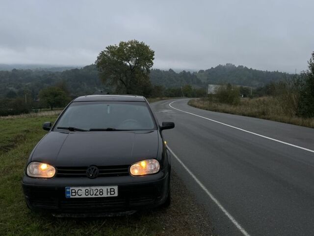 Черный Фольксваген Гольф, объемом двигателя 1.4 л и пробегом 270 тыс. км за 2950 $, фото 3 на Automoto.ua