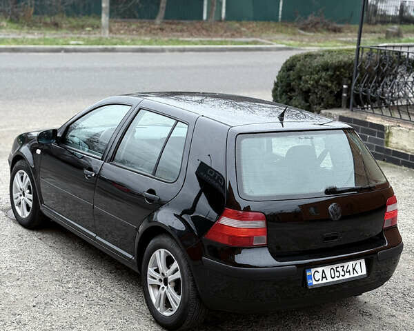Черный Фольксваген Гольф, объемом двигателя 1.6 л и пробегом 286 тыс. км за 4000 $, фото 5 на Automoto.ua