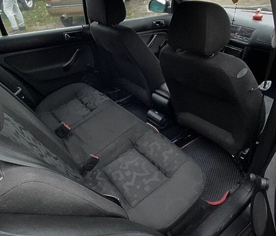 Черный Фольксваген Гольф, объемом двигателя 1.4 л и пробегом 3 тыс. км за 3200 $, фото 3 на Automoto.ua