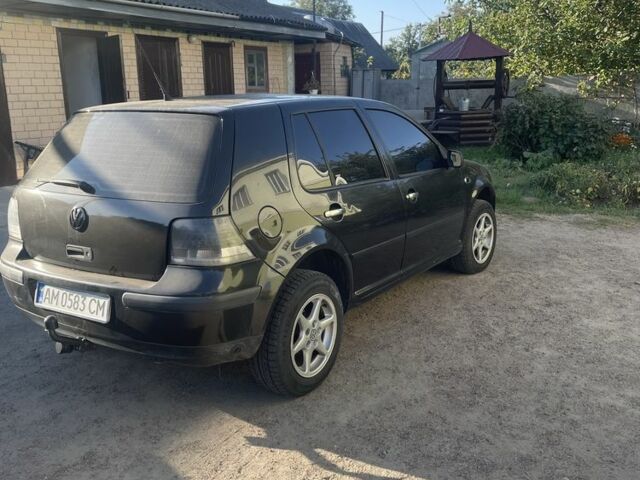 Черный Фольксваген Гольф, объемом двигателя 2 л и пробегом 3 тыс. км за 3600 $, фото 3 на Automoto.ua