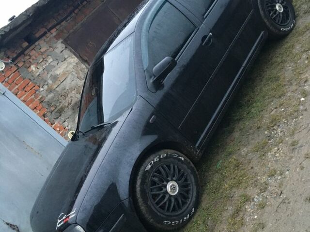 Чорний Фольксваген Гольф, об'ємом двигуна 1.4 л та пробігом 270 тис. км за 4300 $, фото 3 на Automoto.ua