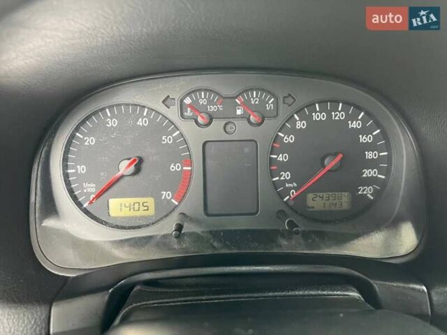 Фольксваген Гольф 1999 в Лохвице на Automoto.ua Черный Фольксваген Гольф, объемом двигателя 1.39 л и пробегом 244 тыс. км за 3200 $, фото 2 на Automoto.ua