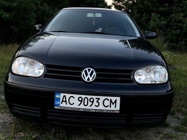 Черный Фольксваген Гольф, объемом двигателя 1.4 л и пробегом 247 тыс. км за 3000 $, фото 3 на Automoto.ua