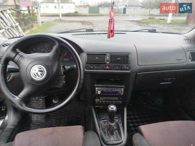 Чорний Фольксваген Гольф, об'ємом двигуна 1.6 л та пробігом 240 тис. км за 2950 $, фото 7 на Automoto.ua