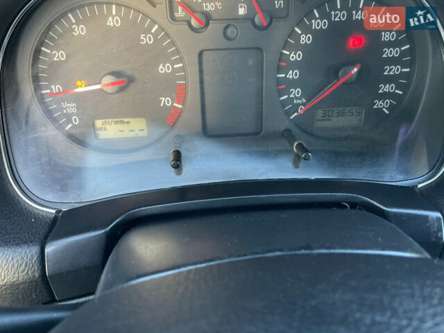 Чорний Фольксваген Гольф, об'ємом двигуна 1.6 л та пробігом 302 тис. км за 4100 $, фото 2 на Automoto.ua