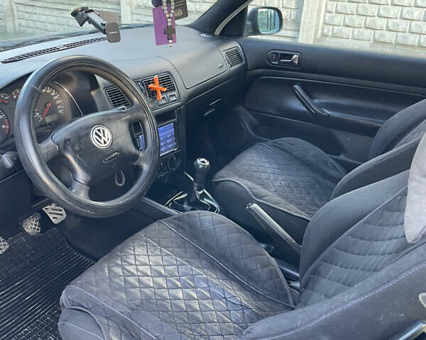 Чорний Фольксваген Гольф, об'ємом двигуна 1.6 л та пробігом 302 тис. км за 4100 $, фото 24 на Automoto.ua