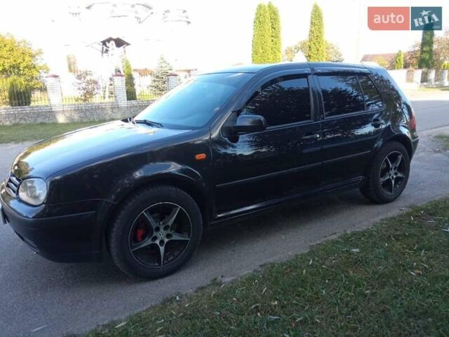 Черный Фольксваген Гольф, объемом двигателя 1.6 л и пробегом 264 тыс. км за 4000 $, фото 4 на Automoto.ua