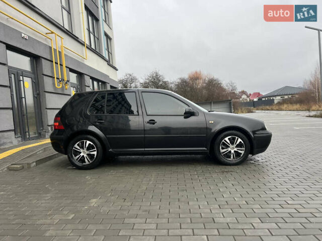 Чорний Фольксваген Гольф, об'ємом двигуна 1.39 л та пробігом 250 тис. км за 2800 $, фото 3 на Automoto.ua