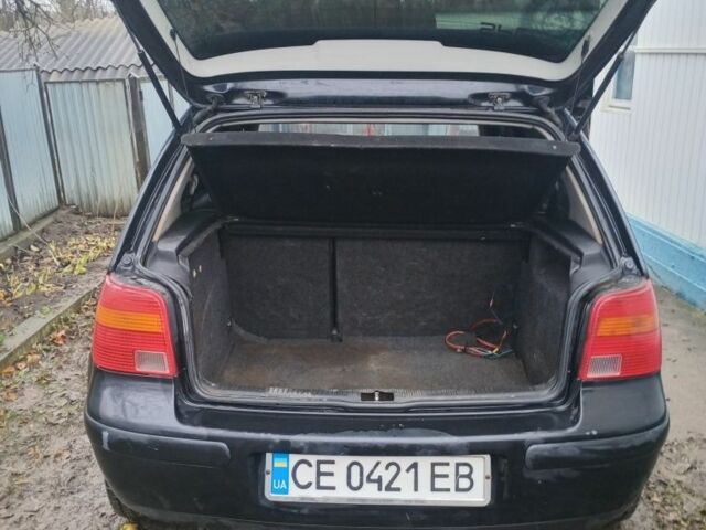 Черный Фольксваген Гольф, объемом двигателя 1.9 л и пробегом 343 тыс. км за 2800 $, фото 5 на Automoto.ua