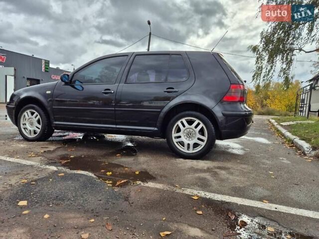 Чорний Фольксваген Гольф, об'ємом двигуна 1.6 л та пробігом 215 тис. км за 4700 $, фото 3 на Automoto.ua