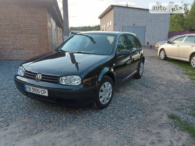 Черный Фольксваген Гольф, объемом двигателя 1.6 л и пробегом 285 тыс. км за 4500 $, фото 2 на Automoto.ua