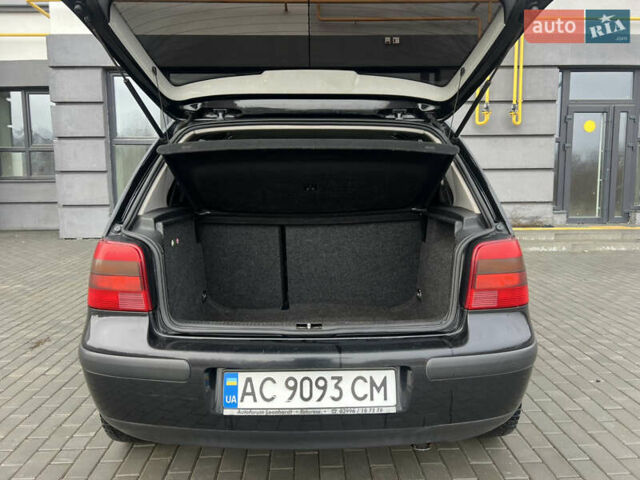 Чорний Фольксваген Гольф, об'ємом двигуна 1.39 л та пробігом 250 тис. км за 2800 $, фото 14 на Automoto.ua