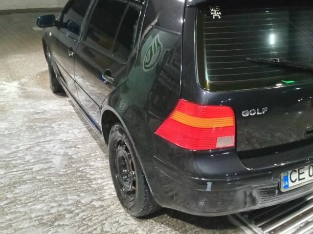 Черный Фольксваген Гольф, объемом двигателя 1.9 л и пробегом 343 тыс. км за 2800 $, фото 1 на Automoto.ua