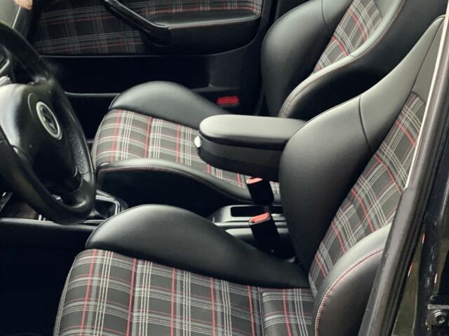 Чорний Фольксваген Гольф, об'ємом двигуна 1.8 л та пробігом 250 тис. км за 4000 $, фото 11 на Automoto.ua