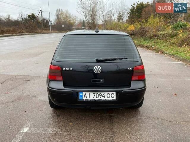 Черный Фольксваген Гольф, объемом двигателя 1.6 л и пробегом 315 тыс. км за 4600 $, фото 6 на Automoto.ua