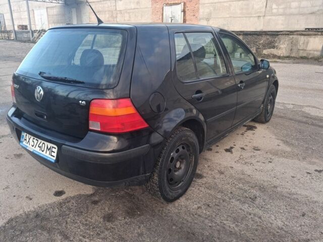 Черный Фольксваген Гольф, объемом двигателя 1.6 л и пробегом 230 тыс. км за 4300 $, фото 2 на Automoto.ua