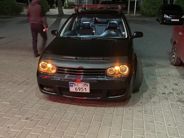 Чорний Фольксваген Гольф, об'ємом двигуна 1.8 л та пробігом 250 тис. км за 4000 $, фото 1 на Automoto.ua