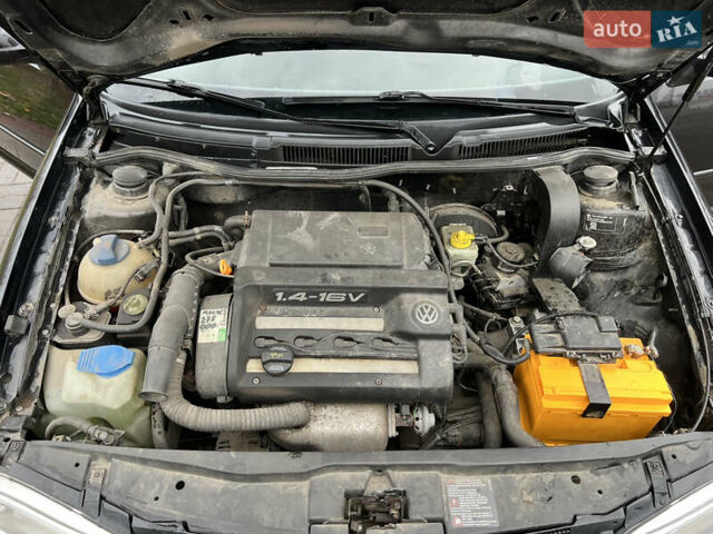 Чорний Фольксваген Гольф, об'ємом двигуна 1.4 л та пробігом 282 тис. км за 3000 $, фото 8 на Automoto.ua