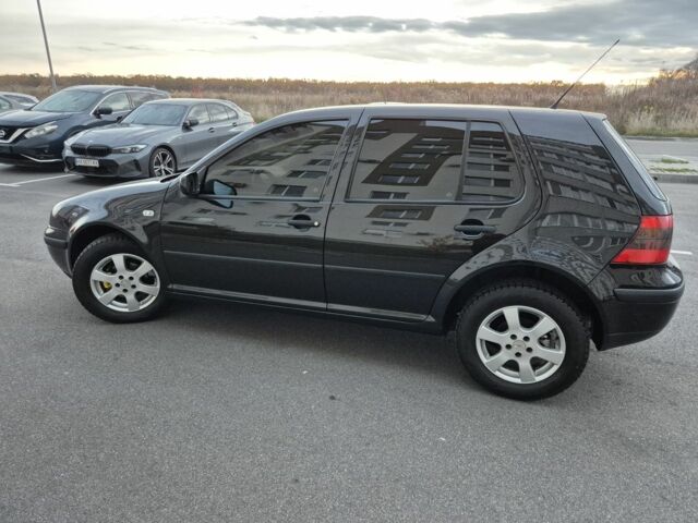 Фольксваген Гольф 1999 у Вінниці на Automoto.ua Чорний Фольксваген Гольф, об'ємом двигуна 1.6 л та пробігом 226 тис. км за 4000 $, фото 6 на Automoto.ua