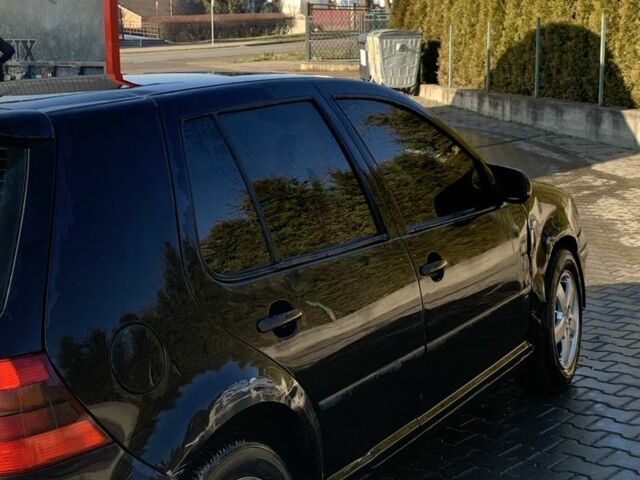 Чорний Фольксваген Гольф, об'ємом двигуна 1.9 л та пробігом 300 тис. км за 1800 $, фото 2 на Automoto.ua