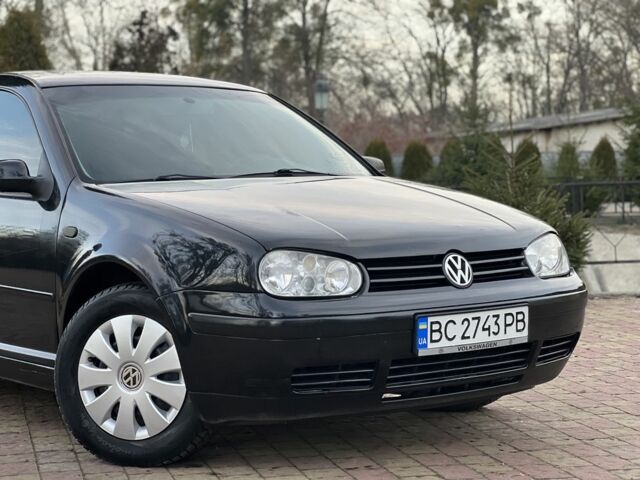 Черный Фольксваген Гольф, объемом двигателя 1.9 л и пробегом 335 тыс. км за 3350 $, фото 1 на Automoto.ua