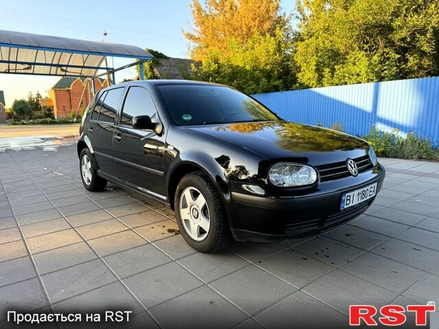 Черный Фольксваген Гольф, объемом двигателя 1.4 л и пробегом 200 тыс. км за 4250 $, фото 1 на Automoto.ua