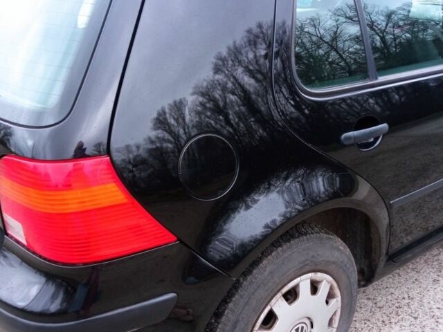 Чорний Фольксваген Гольф, об'ємом двигуна 1.4 л та пробігом 256 тис. км за 4150 $, фото 5 на Automoto.ua