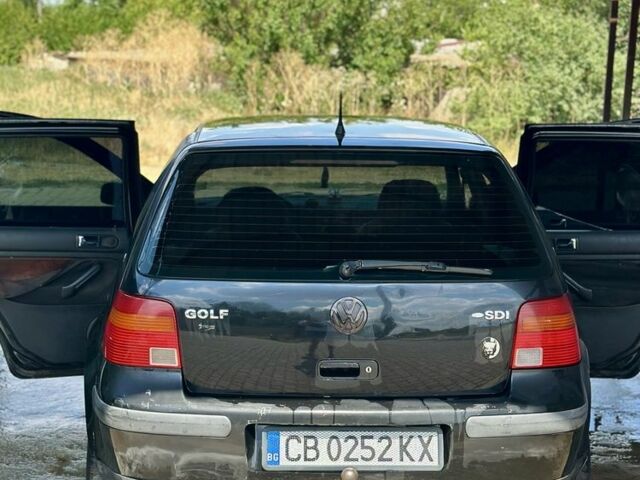 Черный Фольксваген Гольф, объемом двигателя 1.9 л и пробегом 270 тыс. км за 1500 $, фото 5 на Automoto.ua