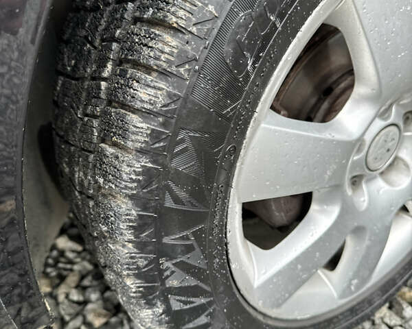 Черный Фольксваген Гольф, объемом двигателя 1.6 л и пробегом 240 тыс. км за 4300 $, фото 11 на Automoto.ua