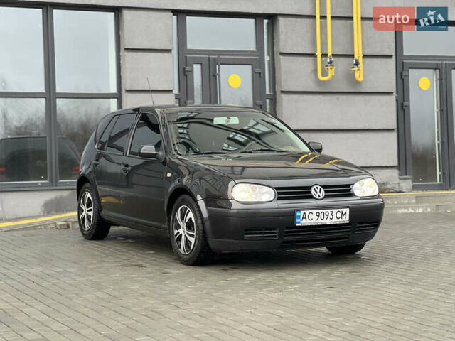 Чорний Фольксваген Гольф, об'ємом двигуна 1.39 л та пробігом 250 тис. км за 2800 $, фото 2 на Automoto.ua