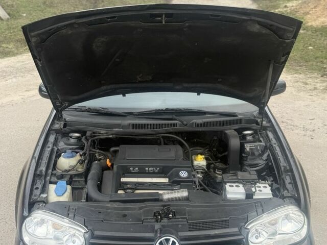 Чорний Фольксваген Гольф, об'ємом двигуна 1.4 л та пробігом 180 тис. км за 3400 $, фото 7 на Automoto.ua