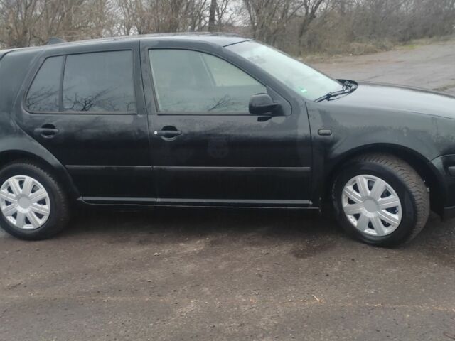 Чорний Фольксваген Гольф, об'ємом двигуна 1.4 л та пробігом 230 тис. км за 2500 $, фото 2 на Automoto.ua