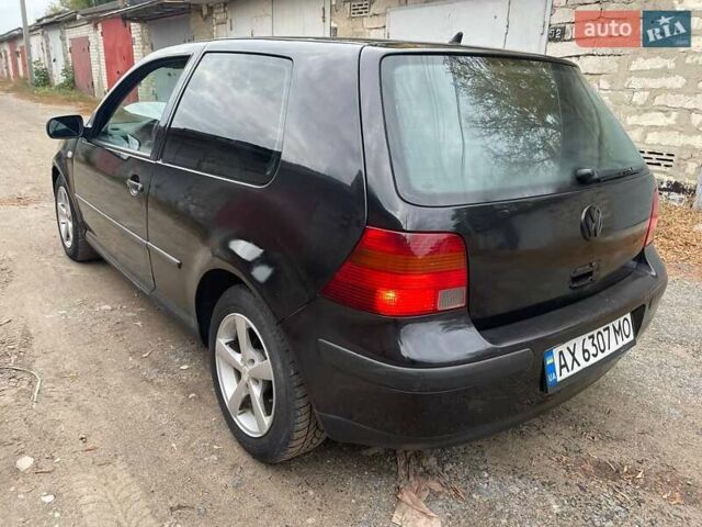 Черный Фольксваген Гольф, объемом двигателя 1.9 л и пробегом 316 тыс. км за 2999 $, фото 21 на Automoto.ua