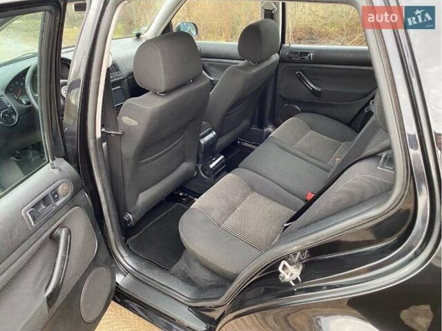 Чорний Фольксваген Гольф, об'ємом двигуна 1.6 л та пробігом 200 тис. км за 4500 $, фото 4 на Automoto.ua