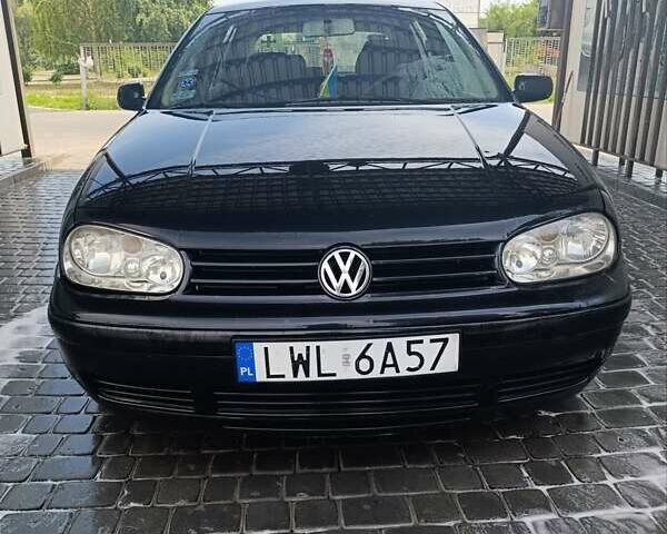 Черный Фольксваген Гольф, объемом двигателя 1.9 л и пробегом 441 тыс. км за 2100 $, фото 17 на Automoto.ua